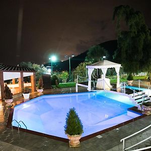 Hotel Diecimare